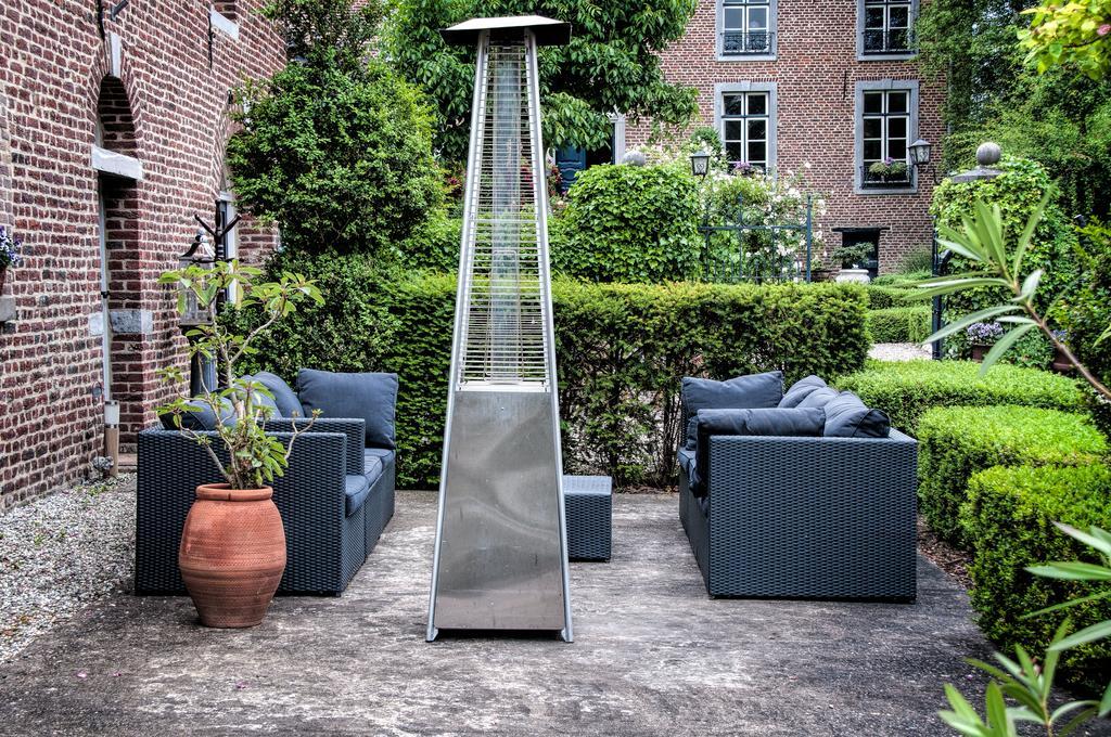 Chateau Holtum Hotel Born ภายนอก รูปภาพ