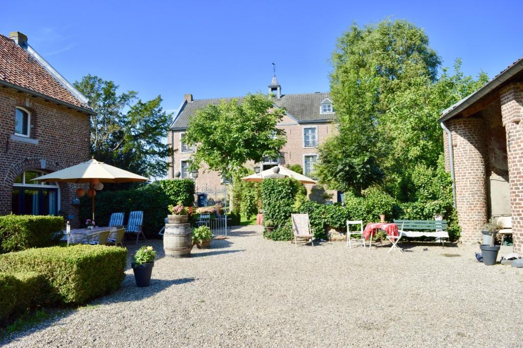 Chateau Holtum Hotel Born ภายนอก รูปภาพ
